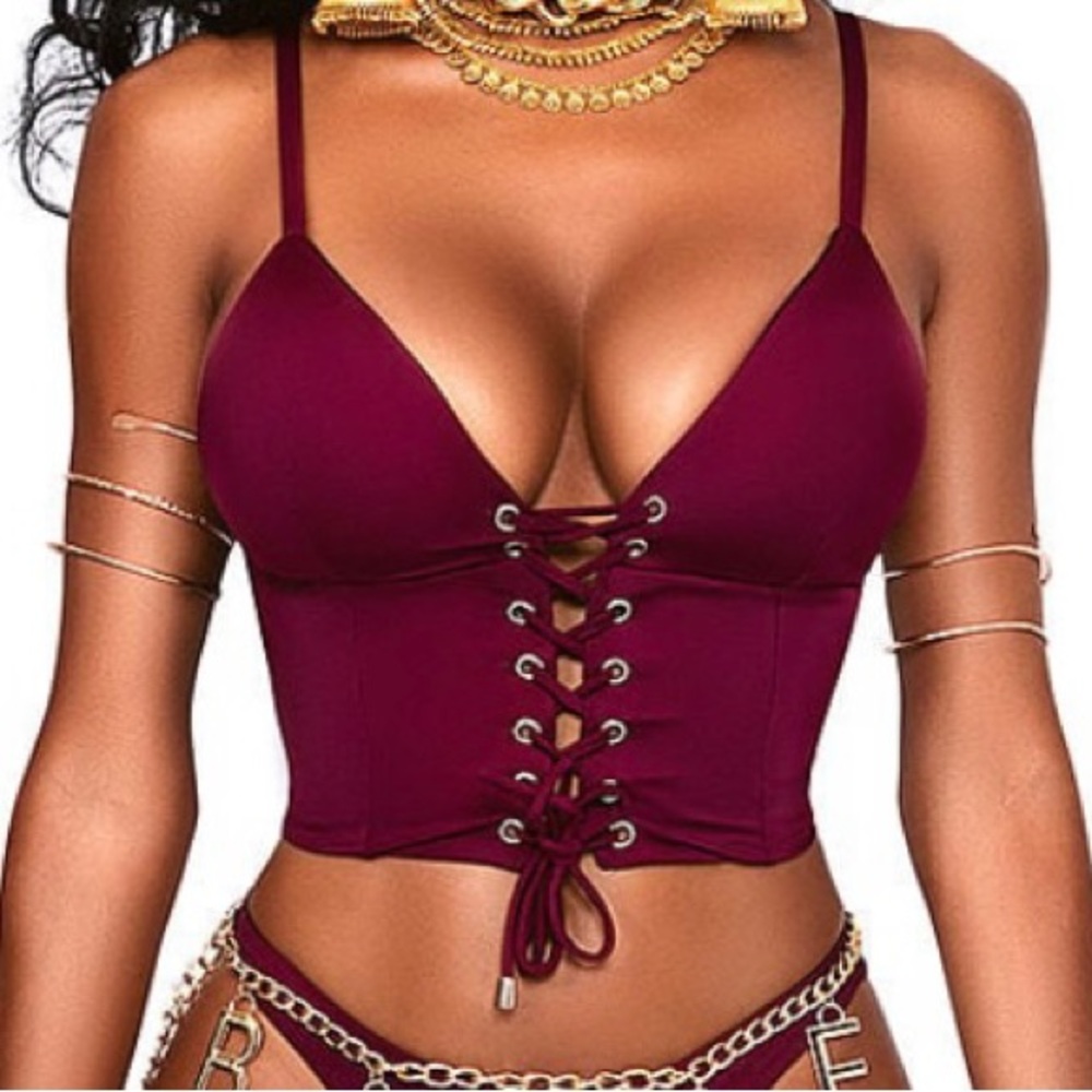 Victoria’s Secret bikini top B fyne